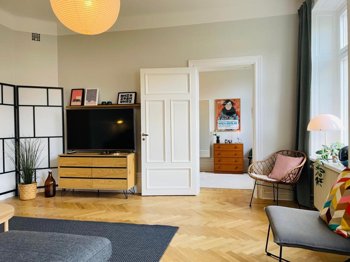 Cool And Light 2 Room Apartment In Sofo Stockholm Exterior foto